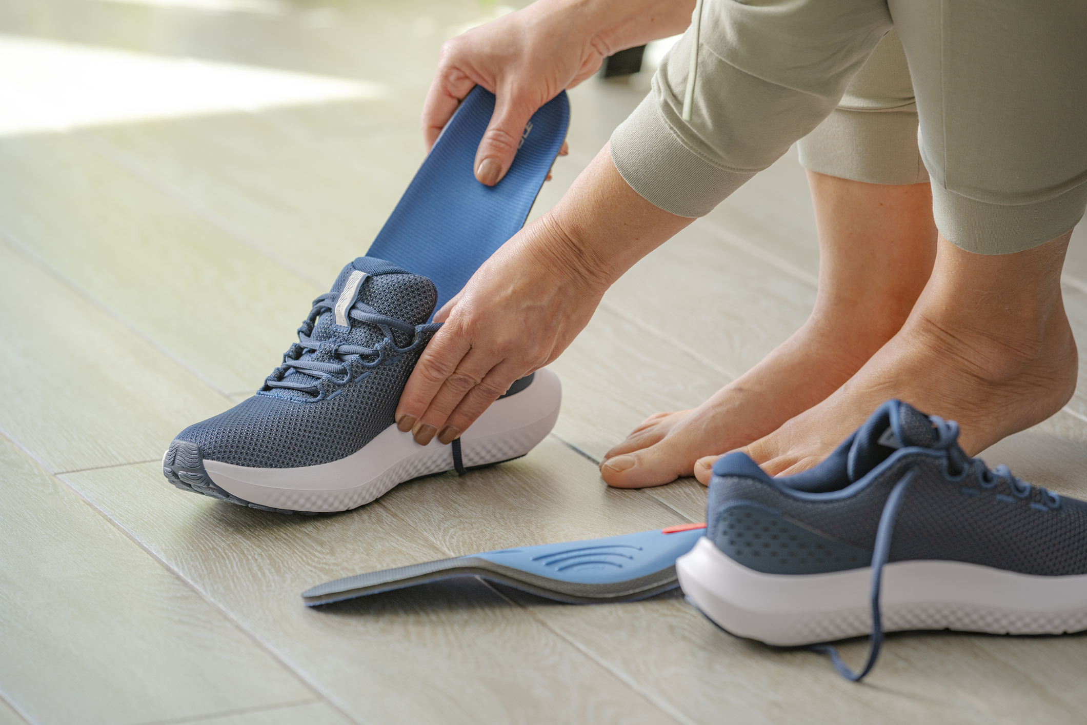 How Diabetic Shoes Differ from Regular Shoes and Why It Matters